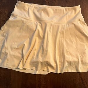 Athleta Ace Tennis Skort 15.5 Size Large Canary Yellow